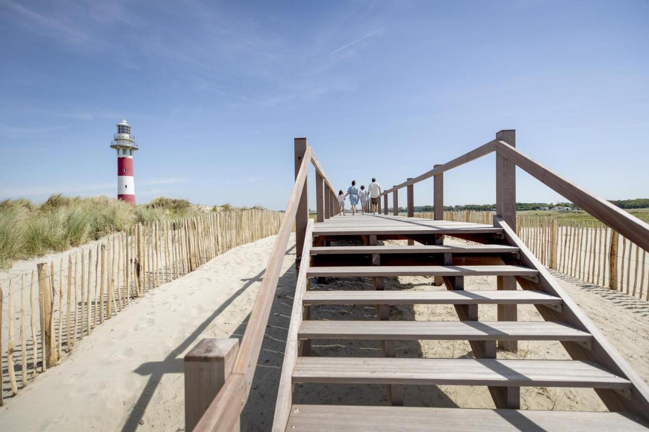 Апартаменты Penthousestudio Gaudi Met Zonneterras En Zicht Op Zee Ньивпорт Экстерьер фото